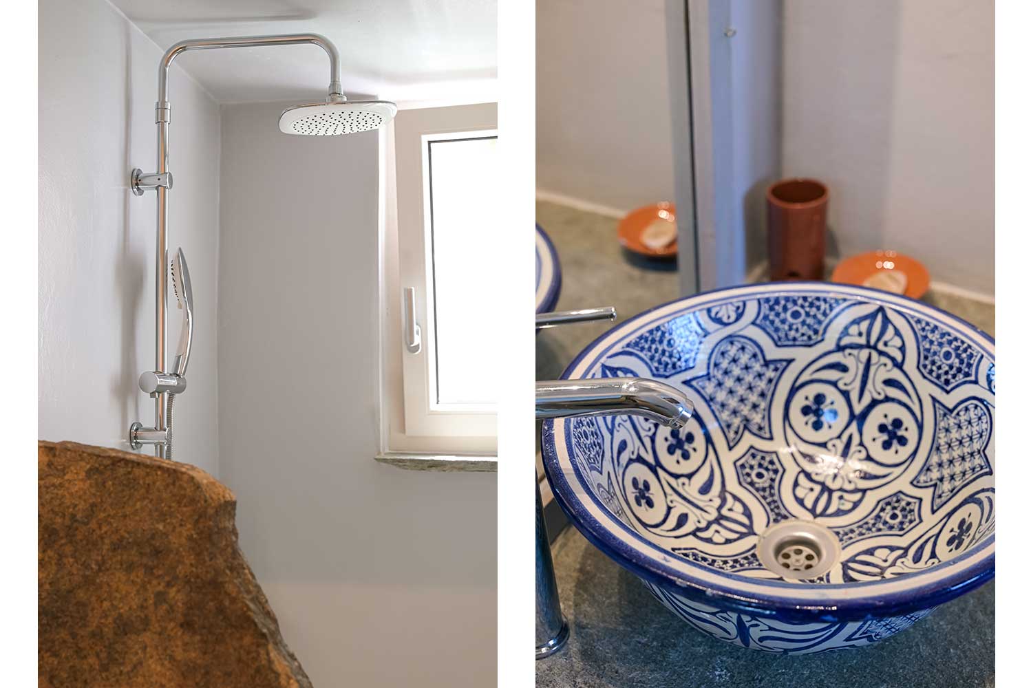 La salle de bain du studio familial Louisa à Sifnos